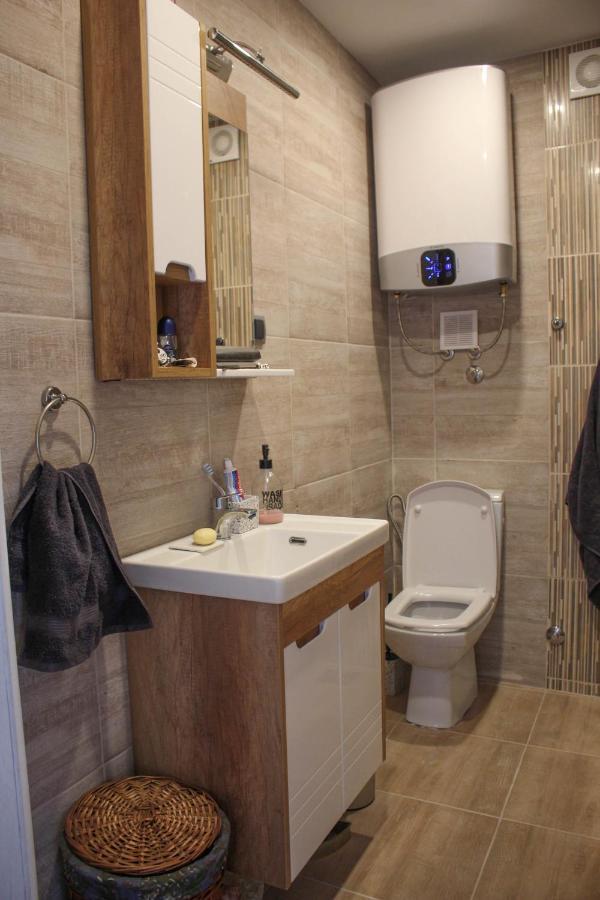Comfortable Apartment In City Hub Belgrado Esterno foto